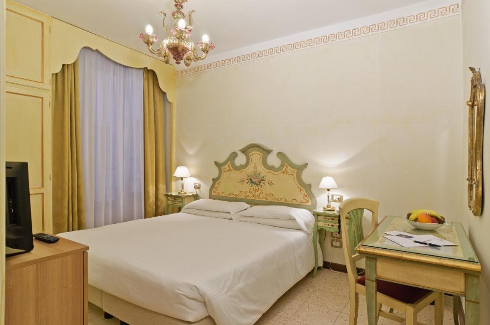 Hotel La Fenice et Des Artistes Image 10