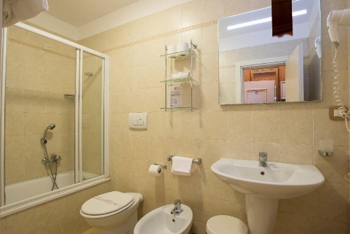 Hotel La Fenice et Des Artistes image 15